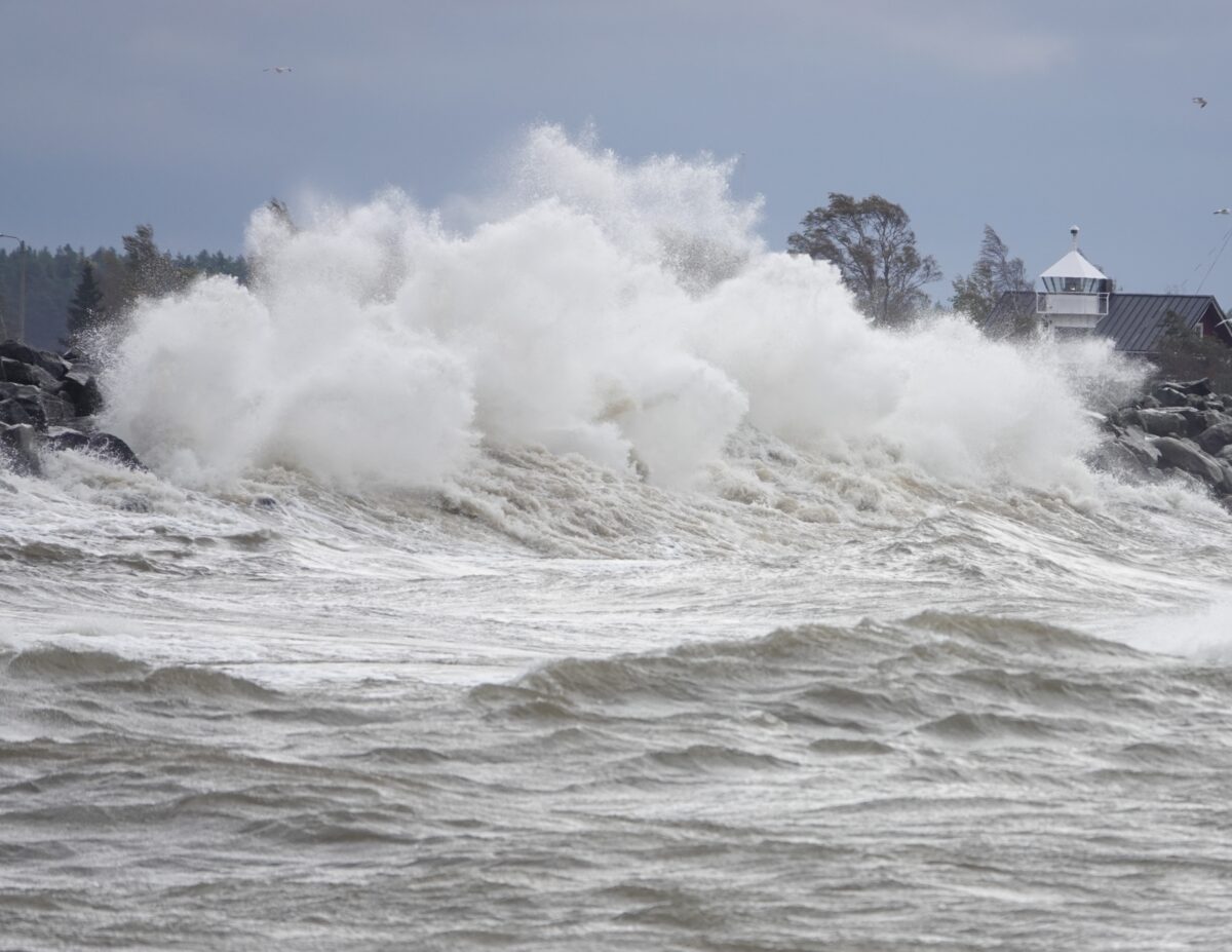 Tyrskyt Kallon majakalla